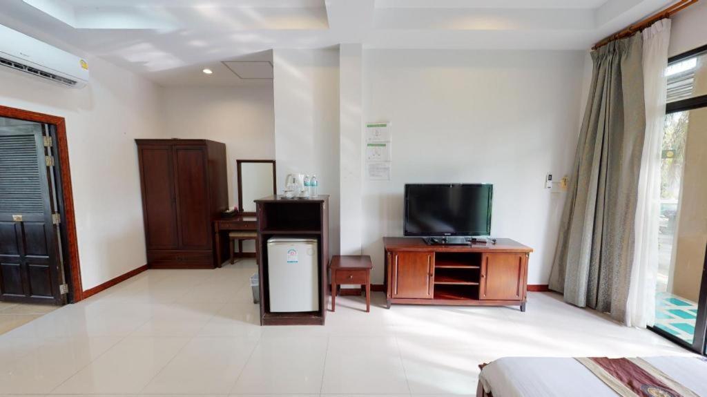 Resort Nattha Waree Hot Spring And Ban Nua Khlong