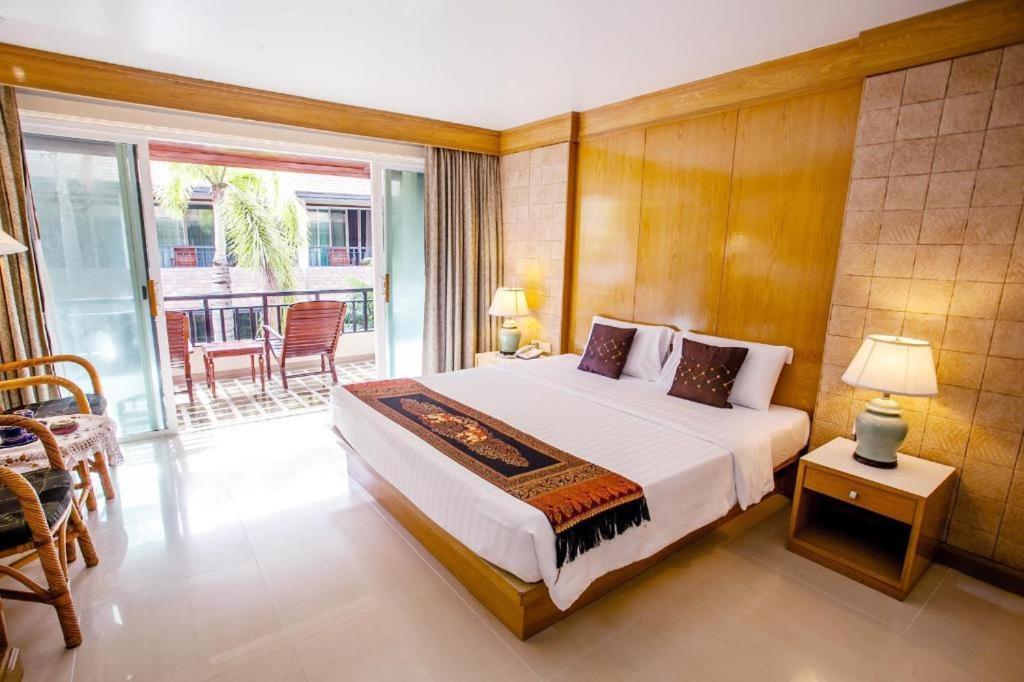 Banyan 3*