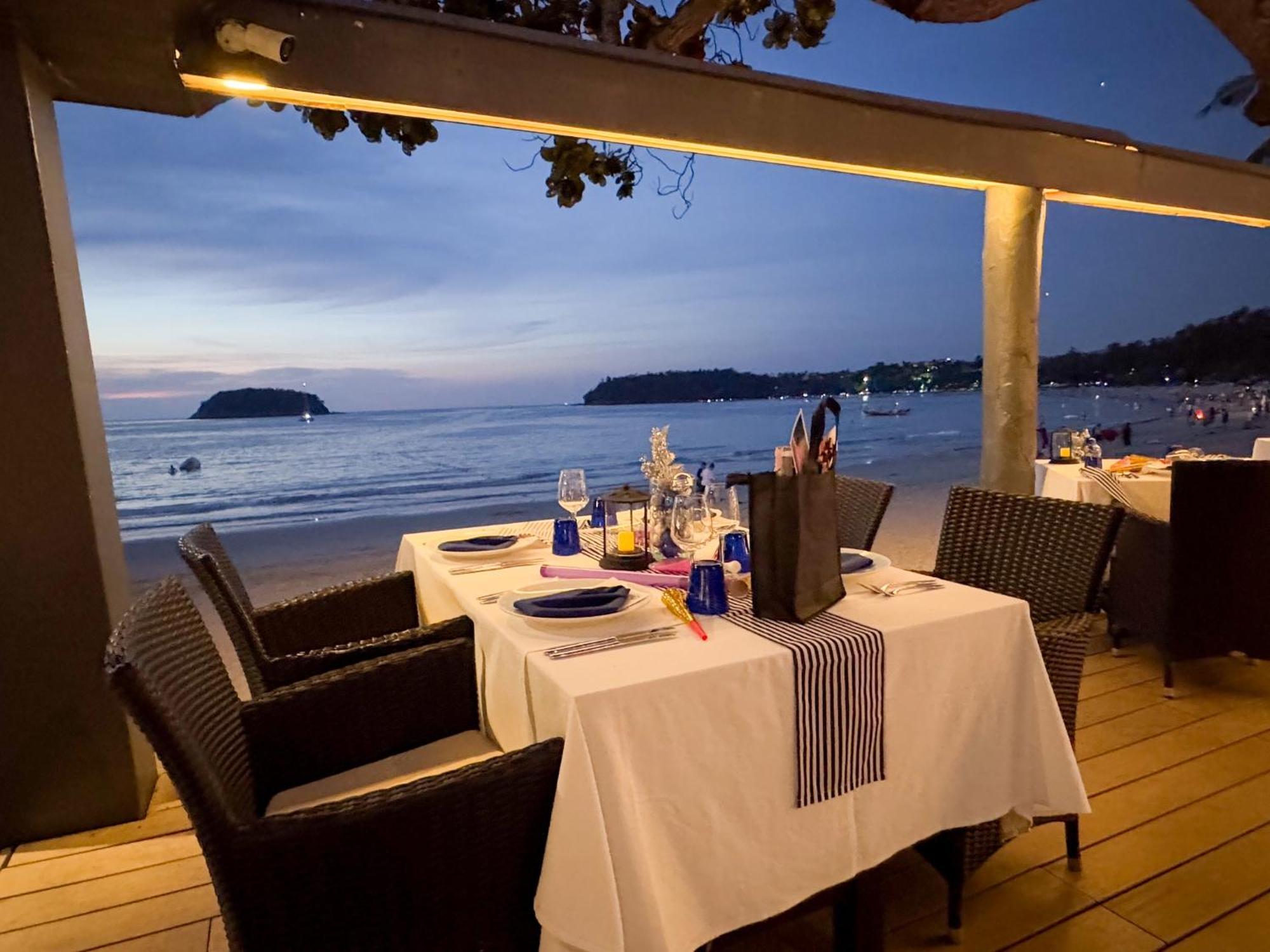 Resort The Boathouse Phuket-sha 4*