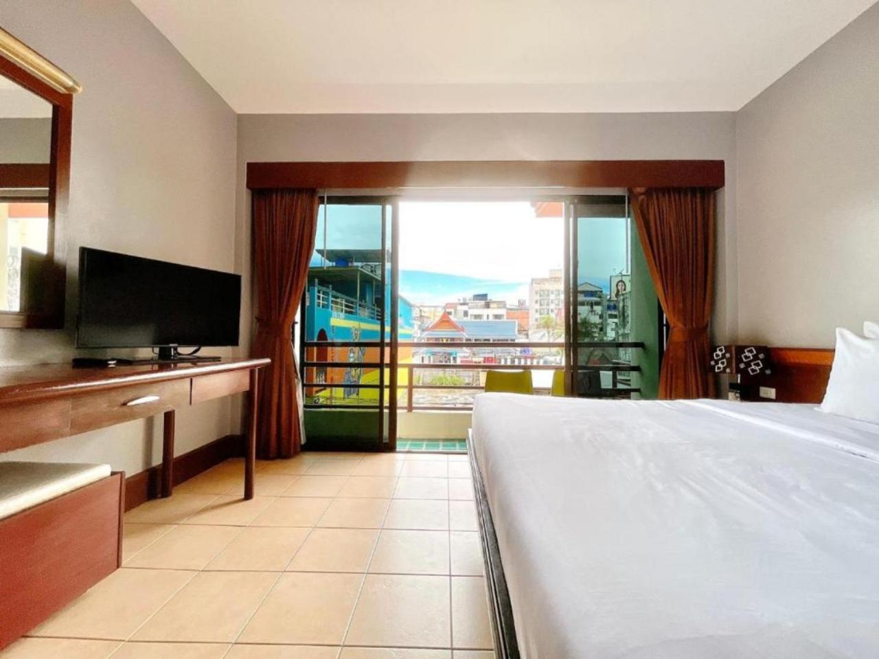 C & N Patong, Phuket Hotel 3*