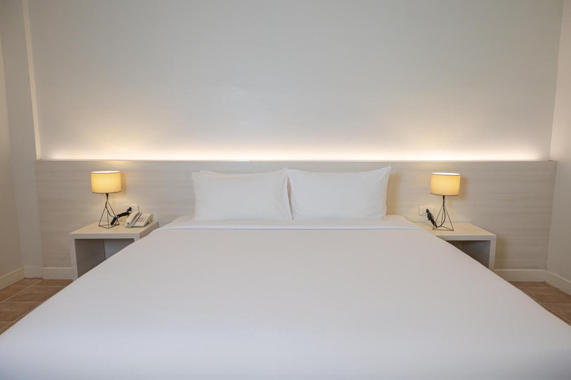 Amata Hotel 4*