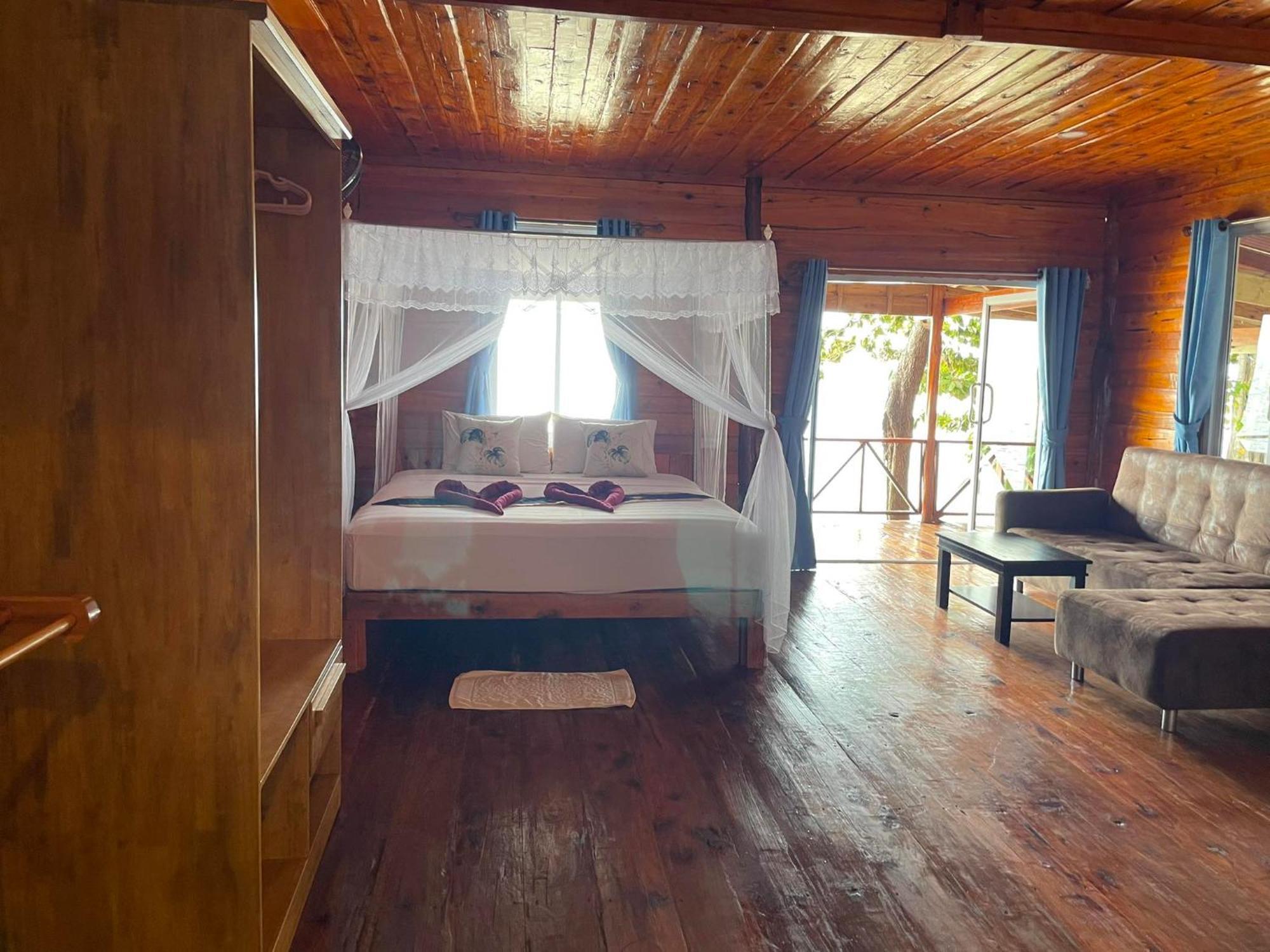Kohjum Relax Guest house *