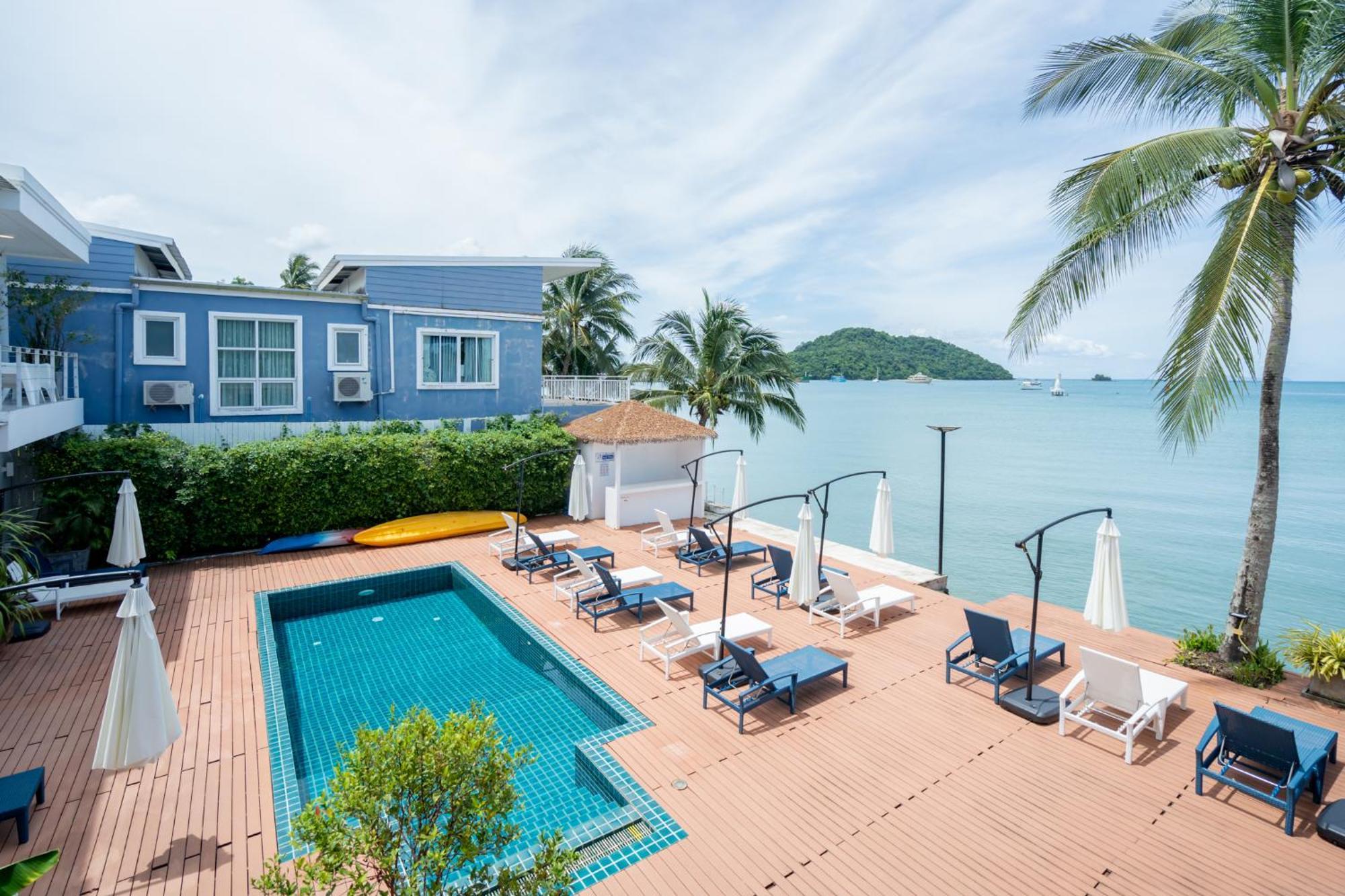 Phuket Boat Quay 4*