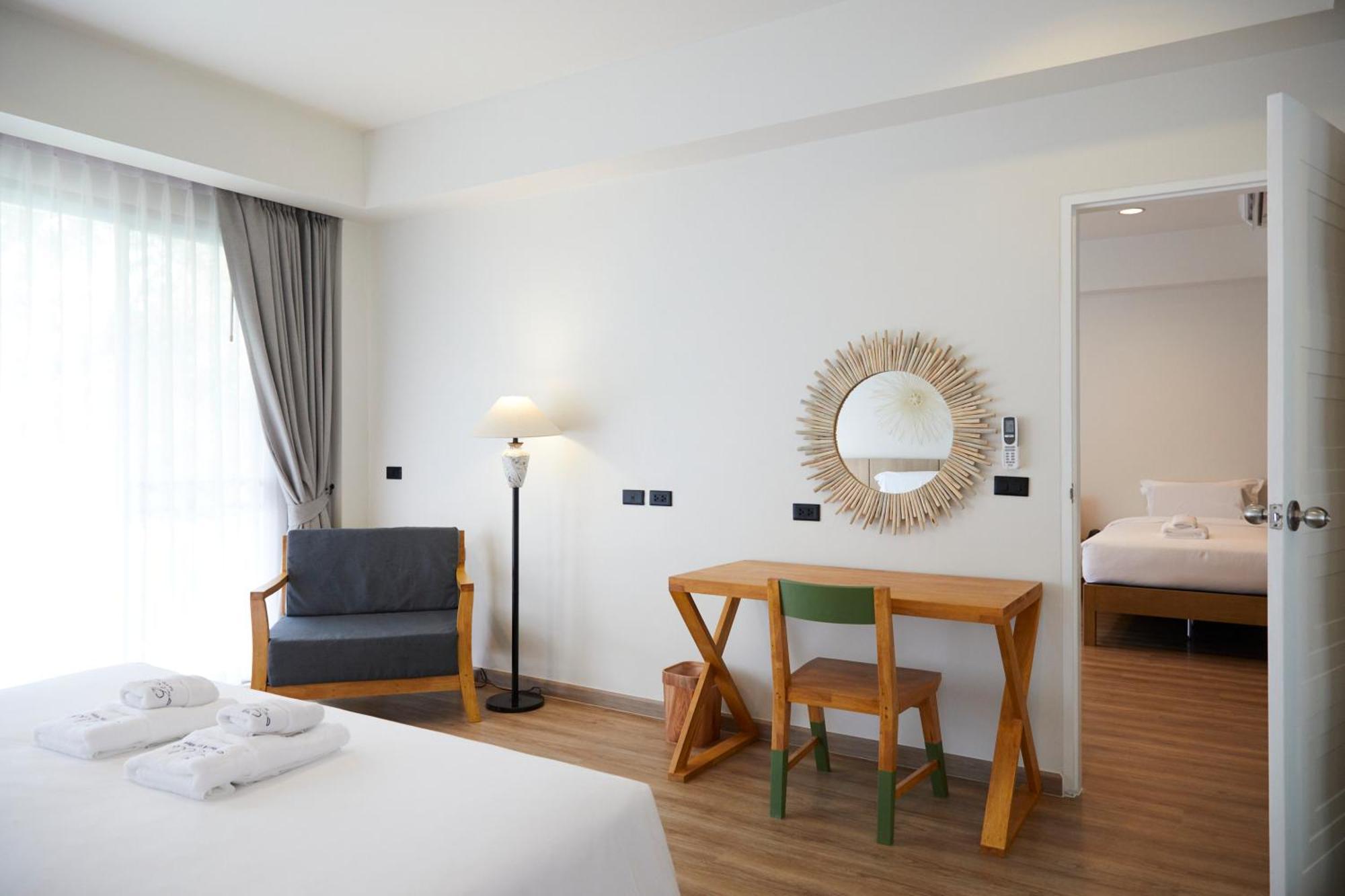 The Leela & 4* Pattaya