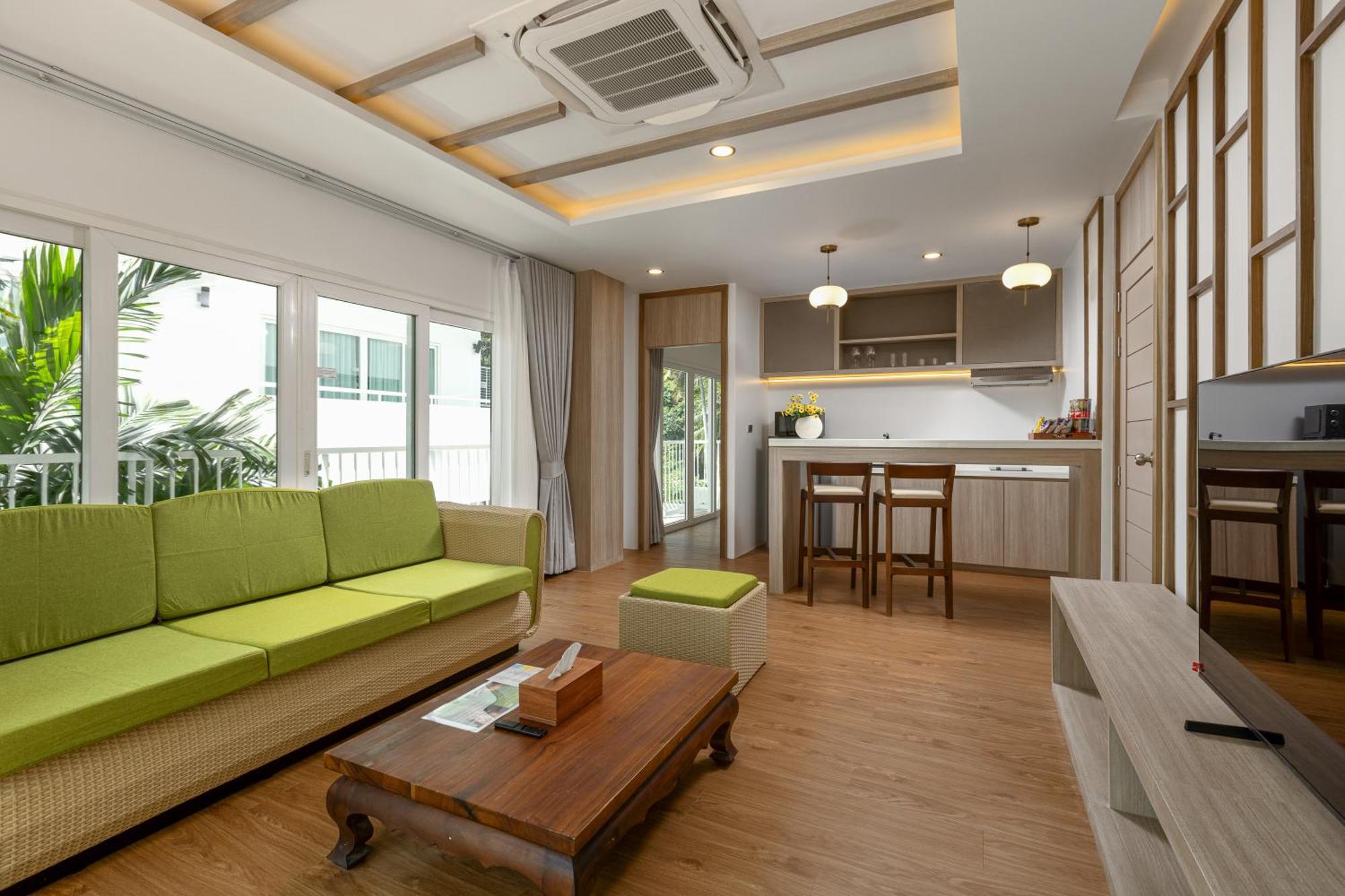 Resort Phunawa Phuket - Sha Karon