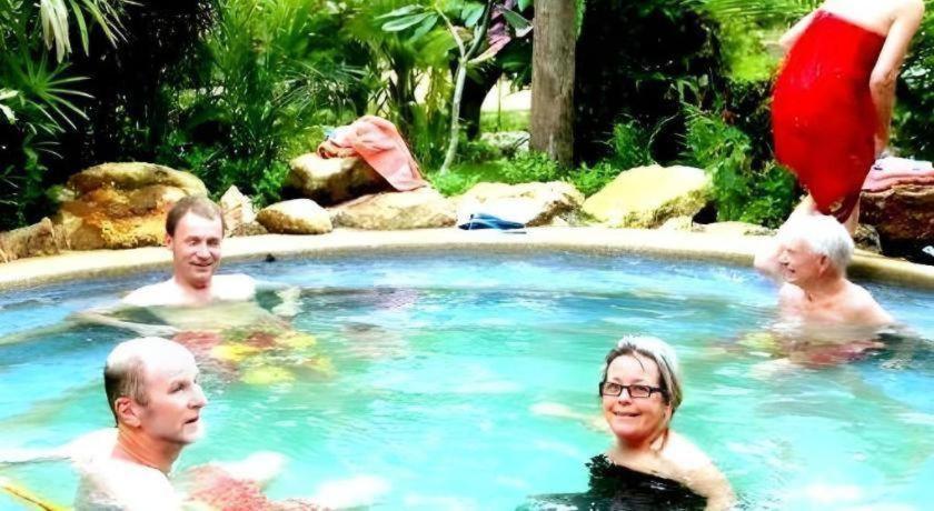 Nattha Waree Hot Spring And Resort 3*