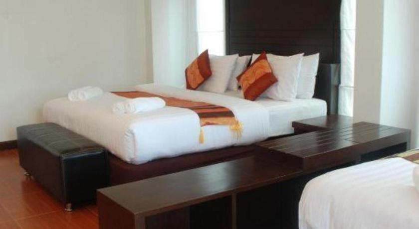 Resort Nattha Waree Hot Spring And