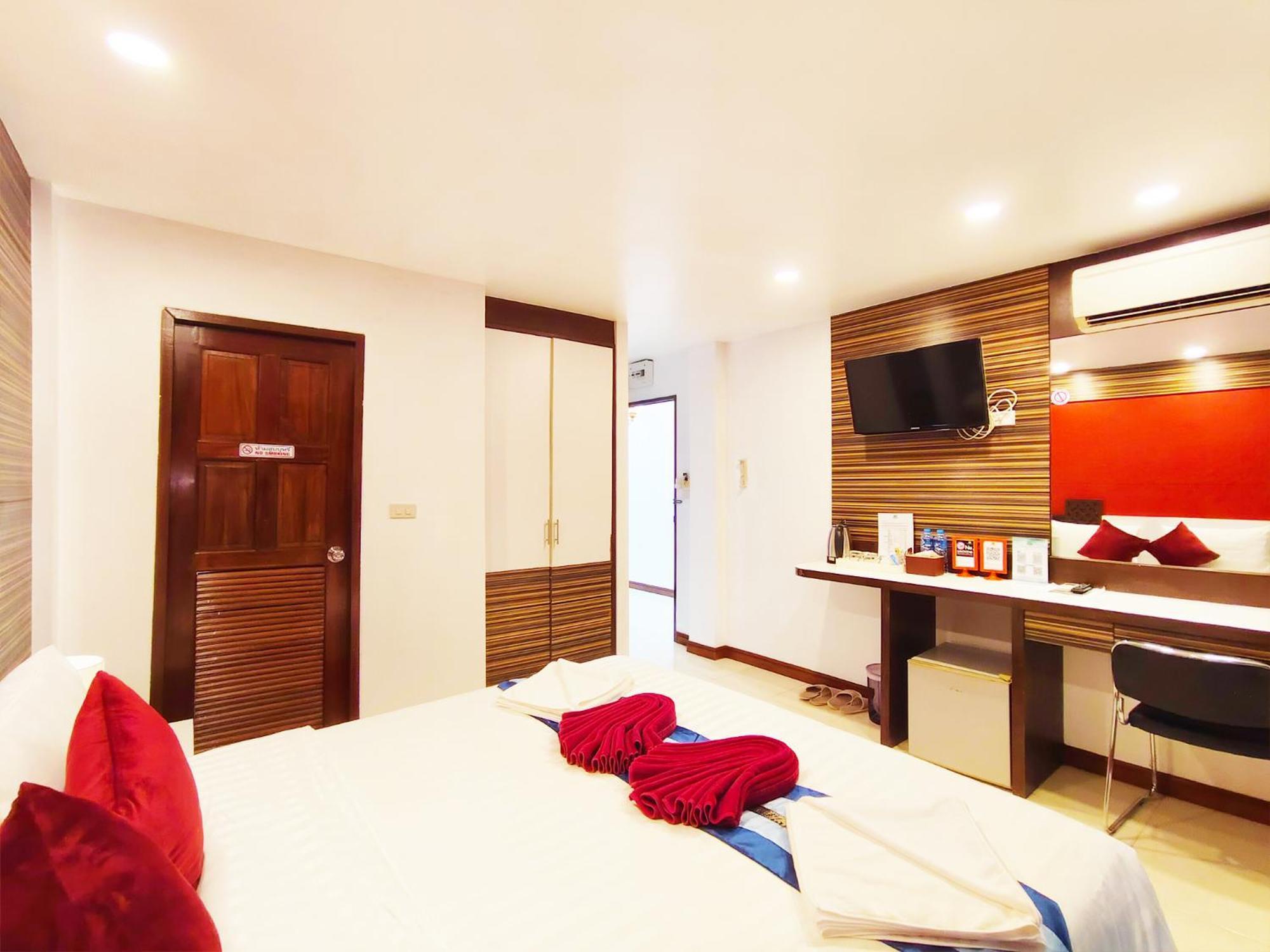 Hotel Max Value Patong