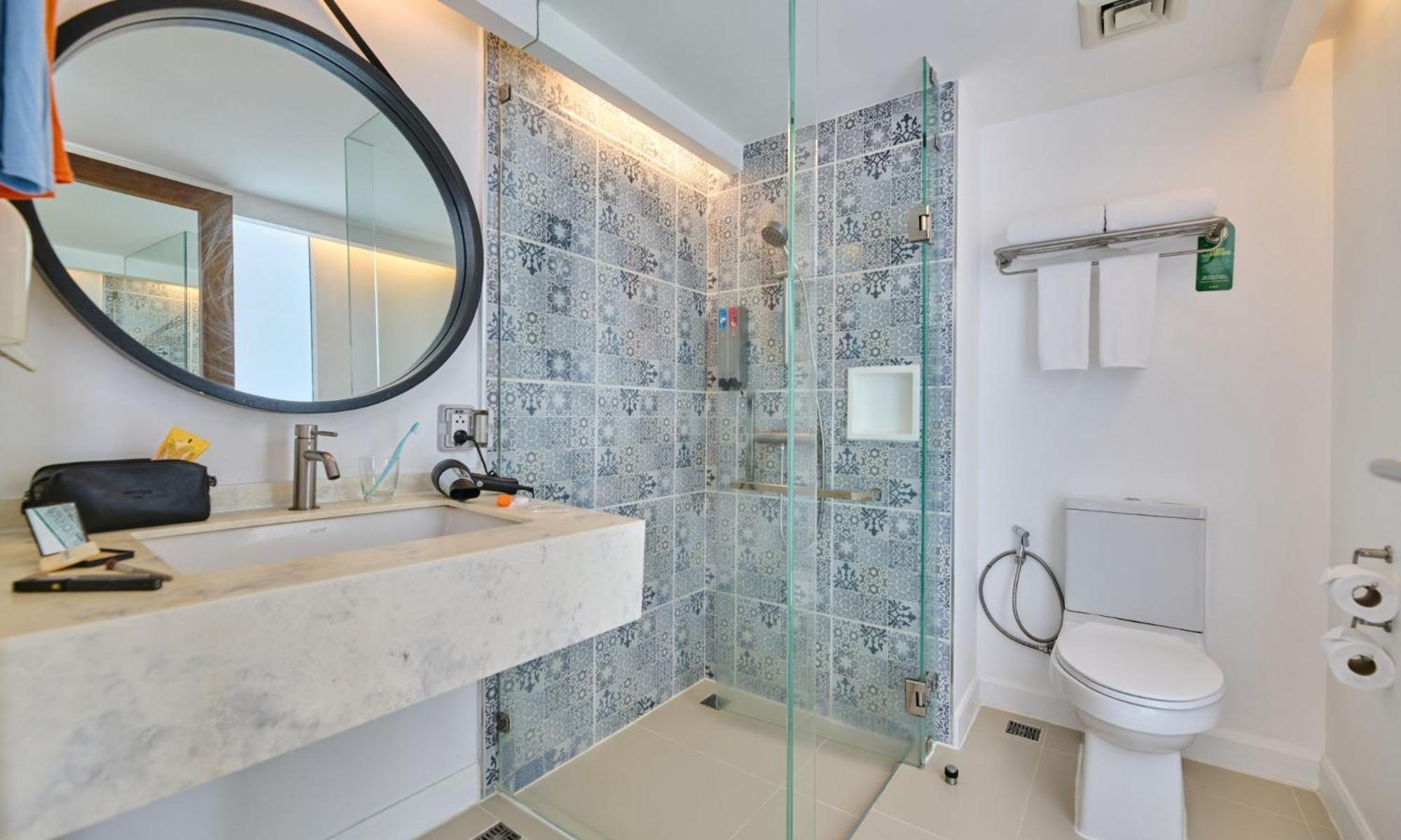 Lub D Phuket - Near & Vibrant Social Vibe Hostel *