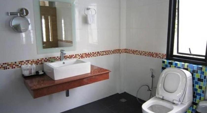 Resort Nattha Waree Hot Spring And 3*
