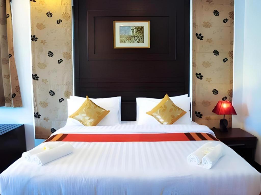 Nattha Waree Hot Spring And 3*