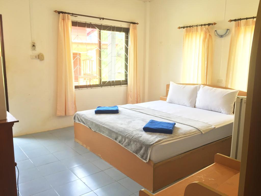 Lanta Sky House Guest house