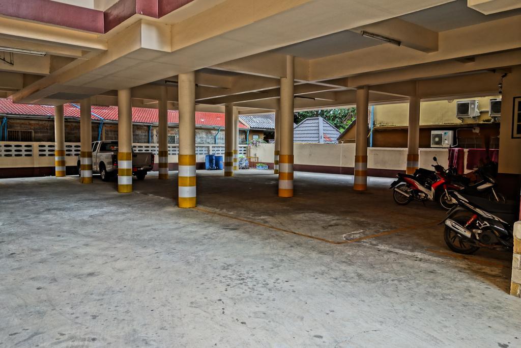 Hotel Lek
