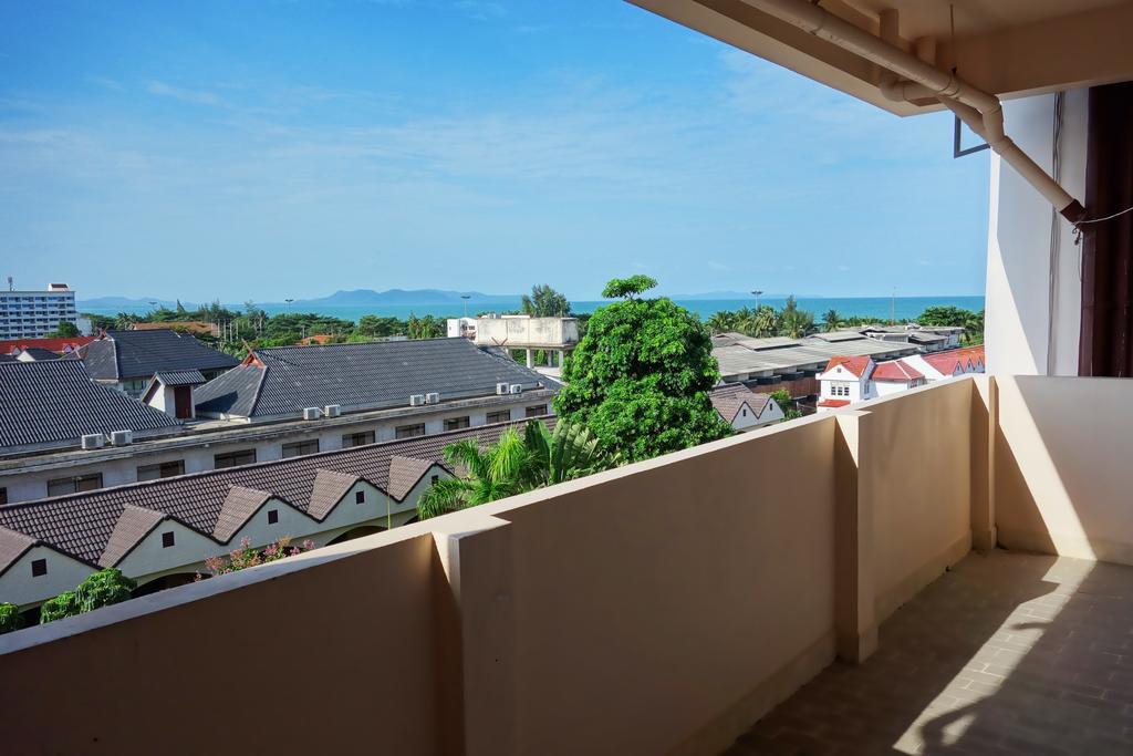 Hotel Lek Jomtien Beach