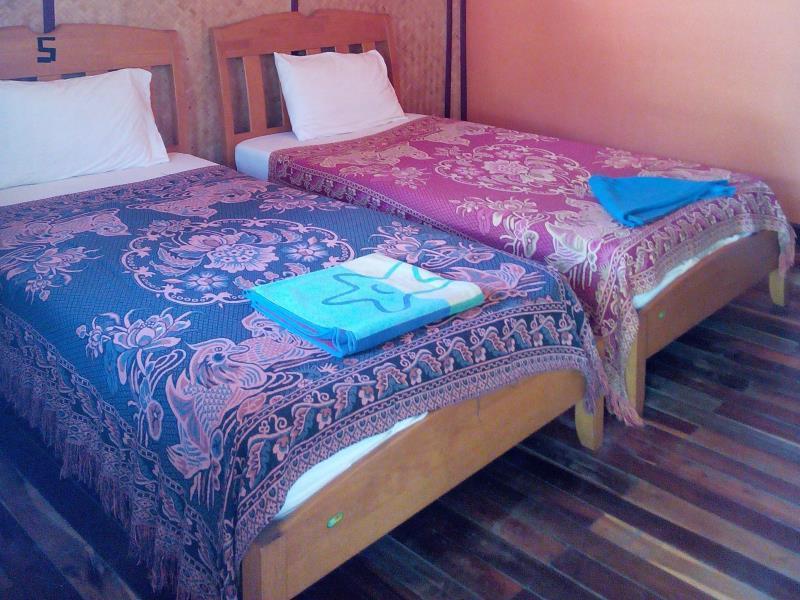 Hostel Chill Chill Long Koh Lanta