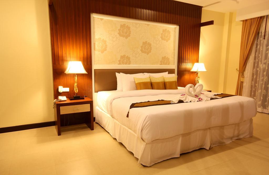 Thai Thani Pool Jomtien Beach