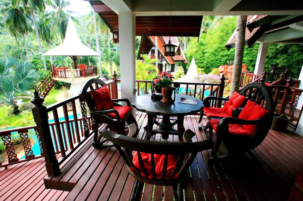 Resort Coco Palace Nai Harn