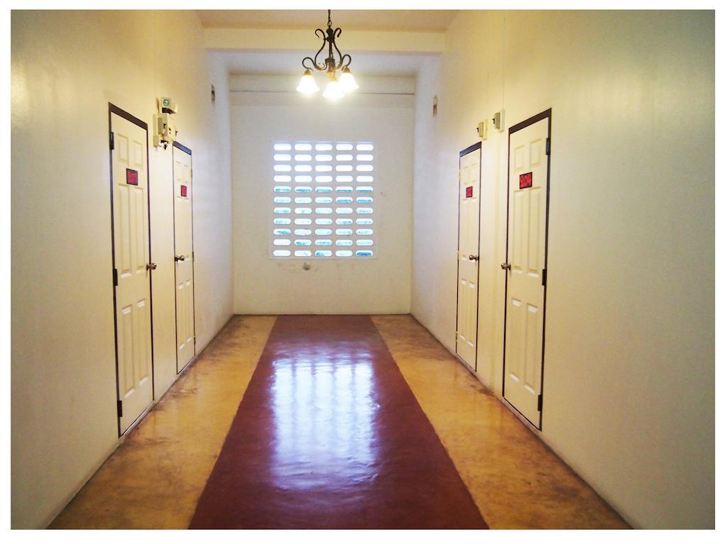 Guest house Baan Phangnga Beds And Bakery