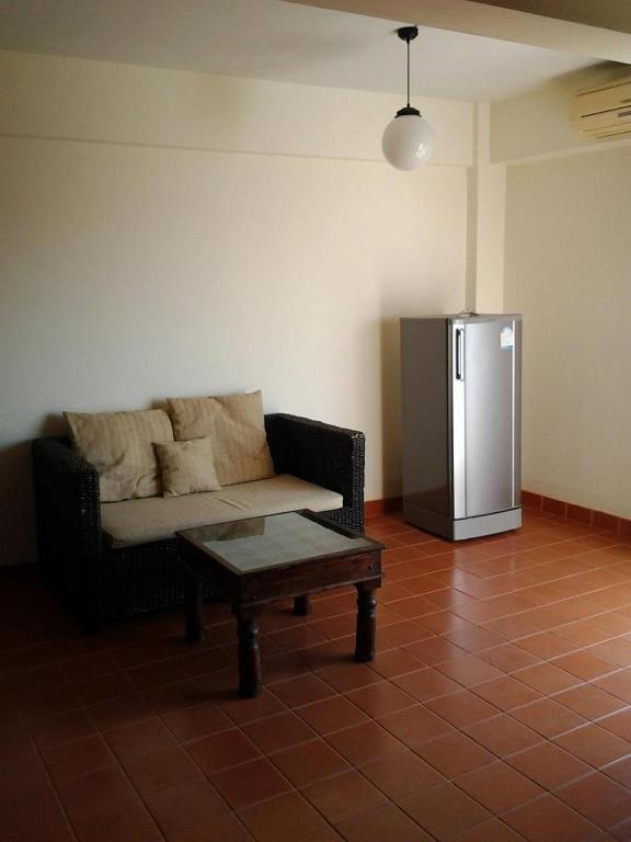Yanadin Service Aparthotel Bang Saen