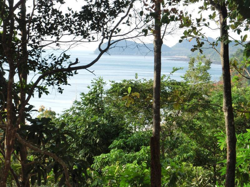 Loma Sea View