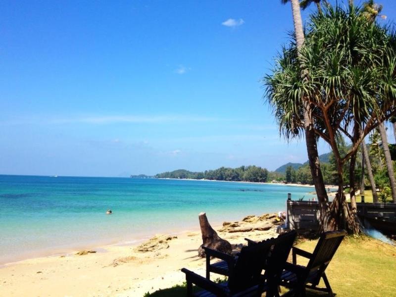 Nautilus Right On The Beach Koh Lanta