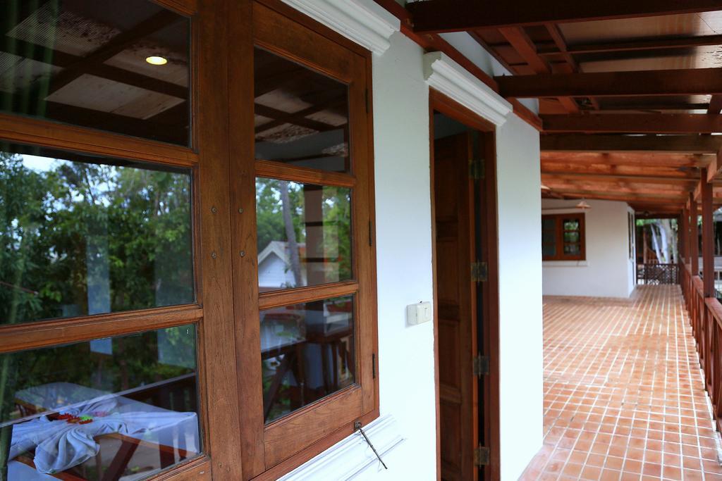 Hotel Reuanthai Village
