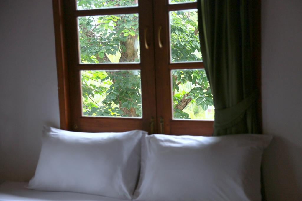 Hotel Reuanthai Village
