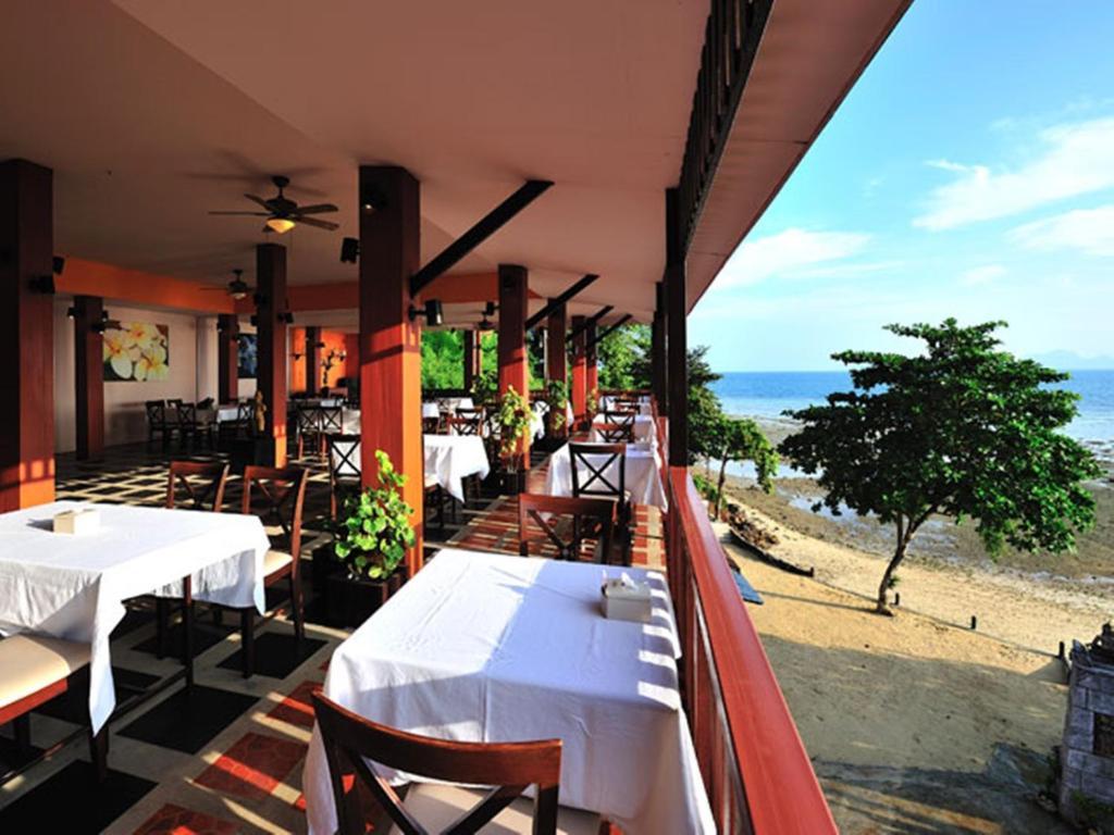 Cliff Resort 3*