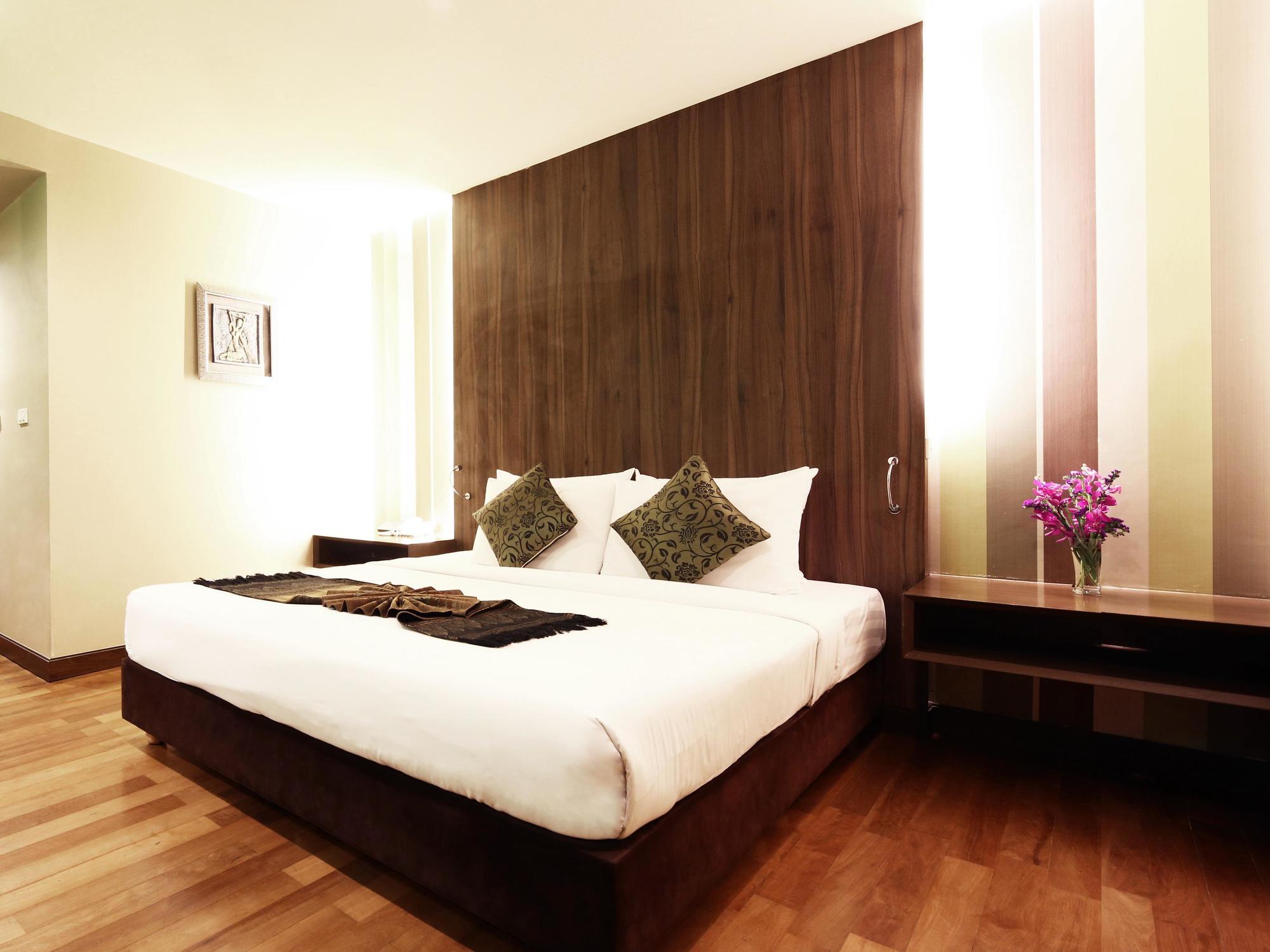 Hotel Bally Silom Banguecoque
