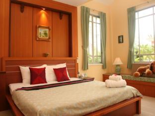 Hotel Budsaba & Ban Amphoe