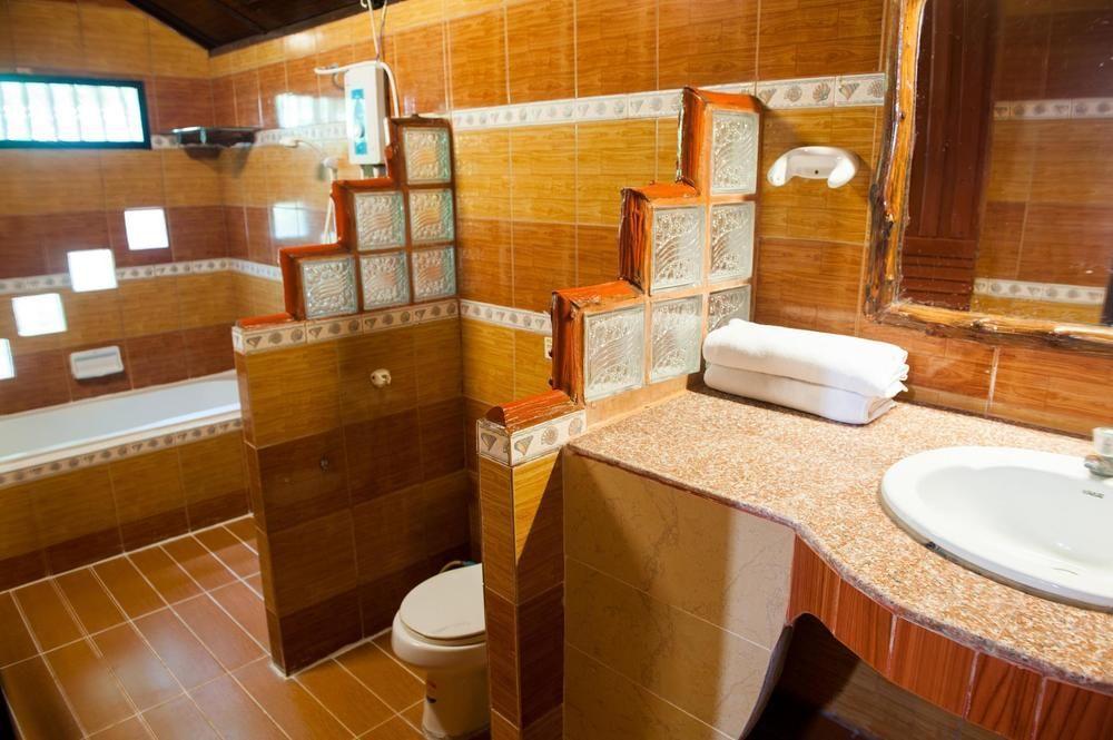 Relax Hotel