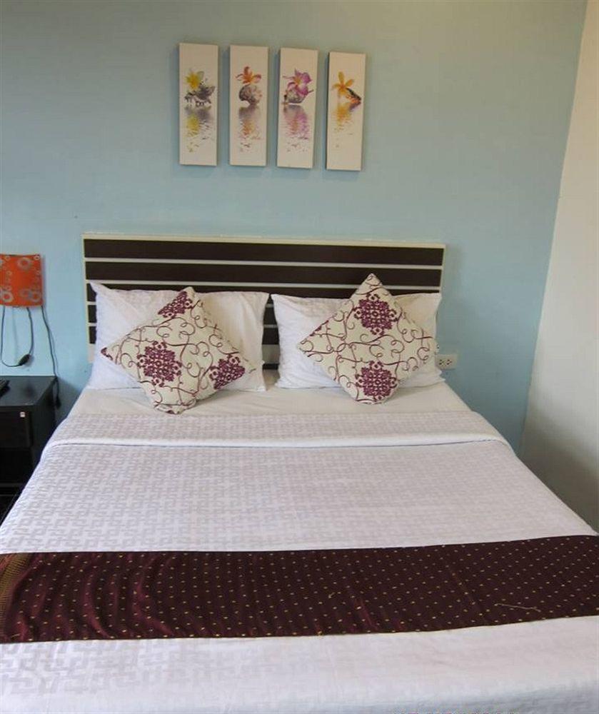 Loma Place Resort