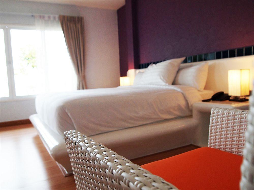Oyo 626 The Phuket Hotel