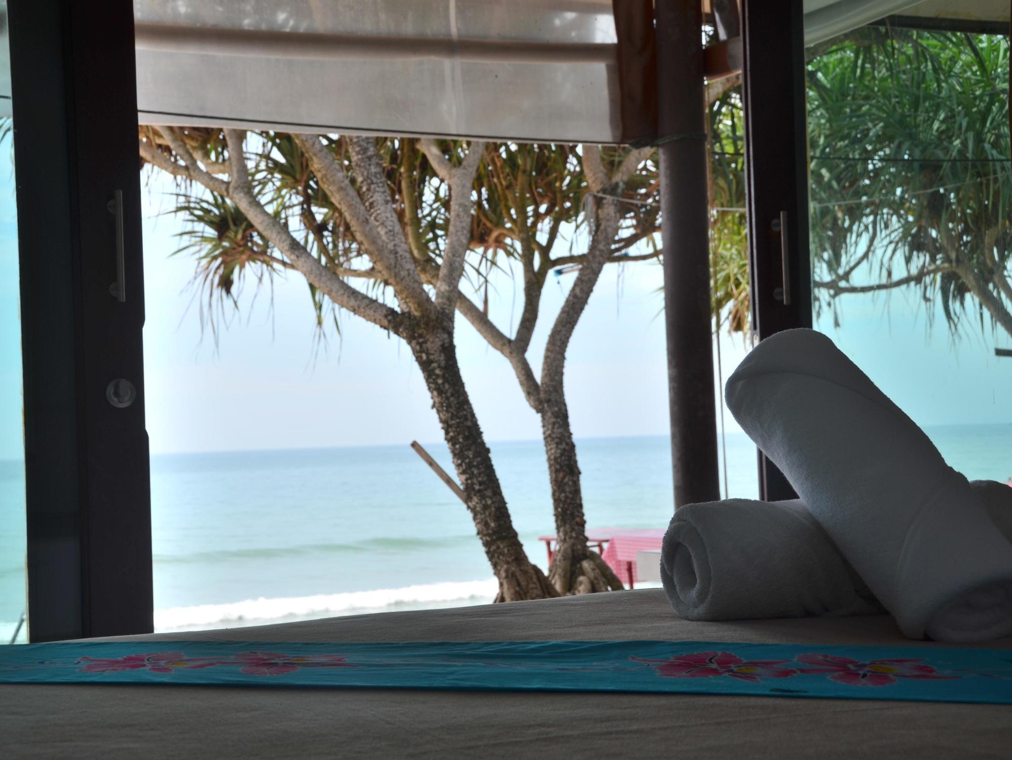 Oyo 797 Pink House 2* Koh Lanta
