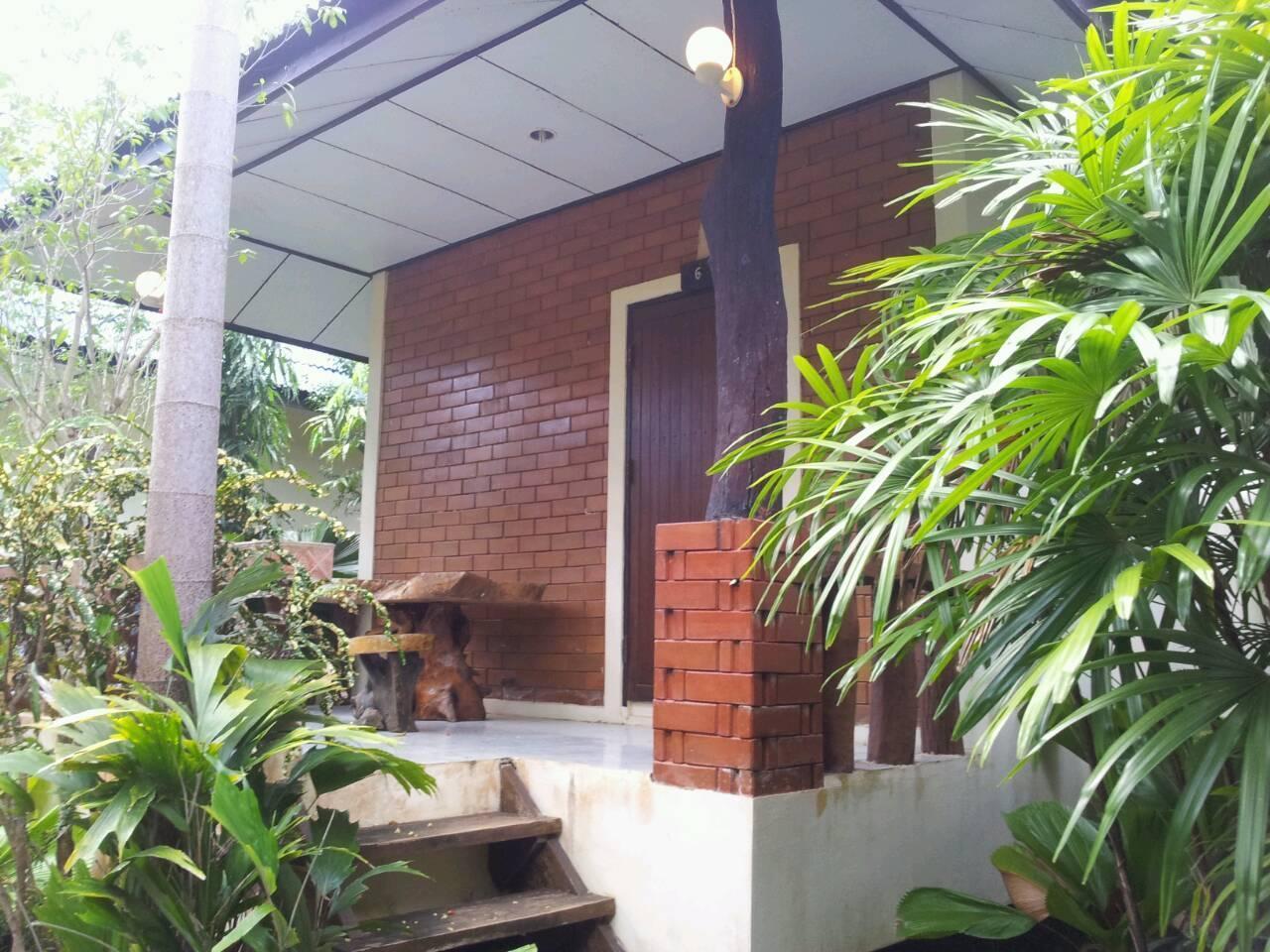 Lovely Lanta Resort *