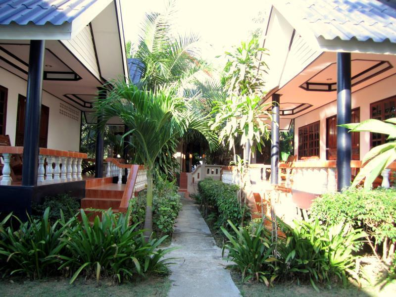 Lanta Il Mare Resort 3*