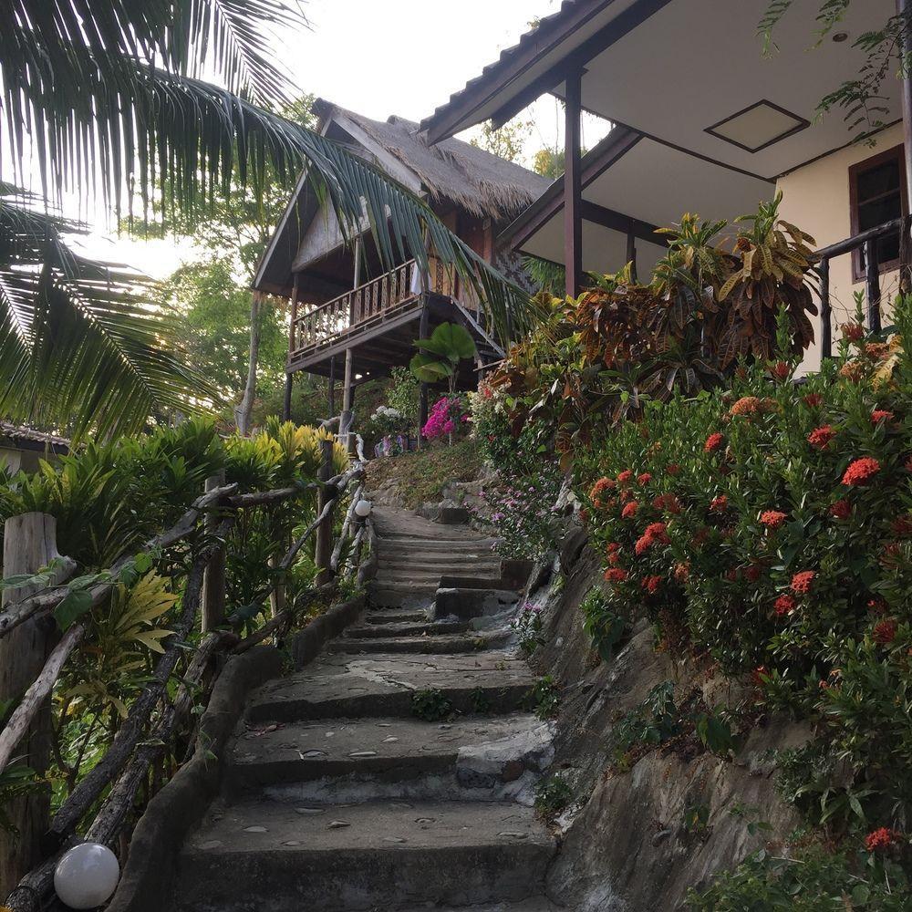 Bamboo Bay Resort 3*