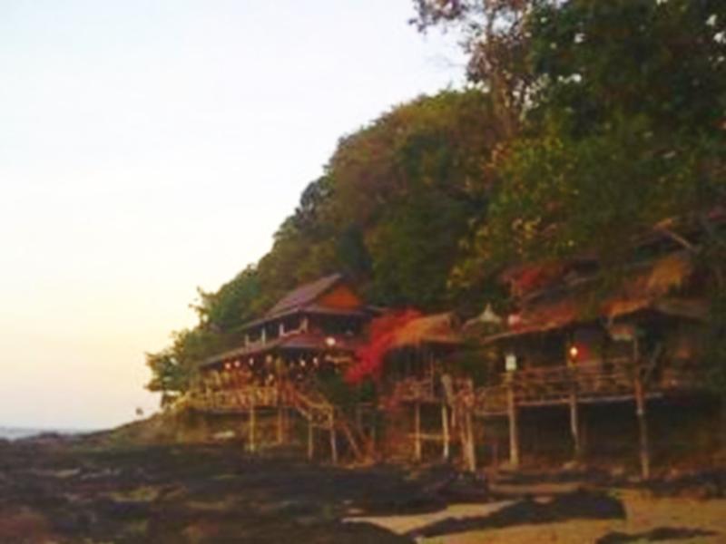 Bamboo Bay Resort 3*