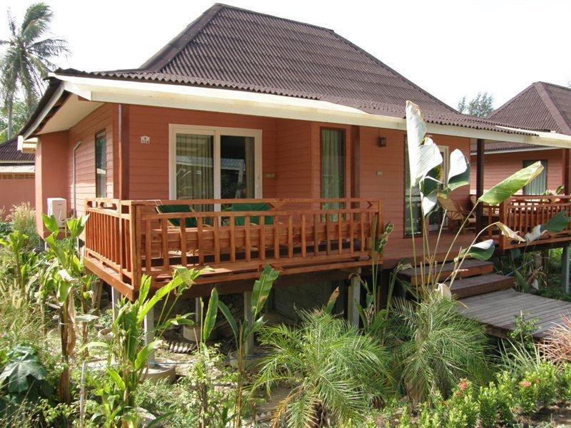 Nakara Long - Sha Extra 3* Koh Lanta