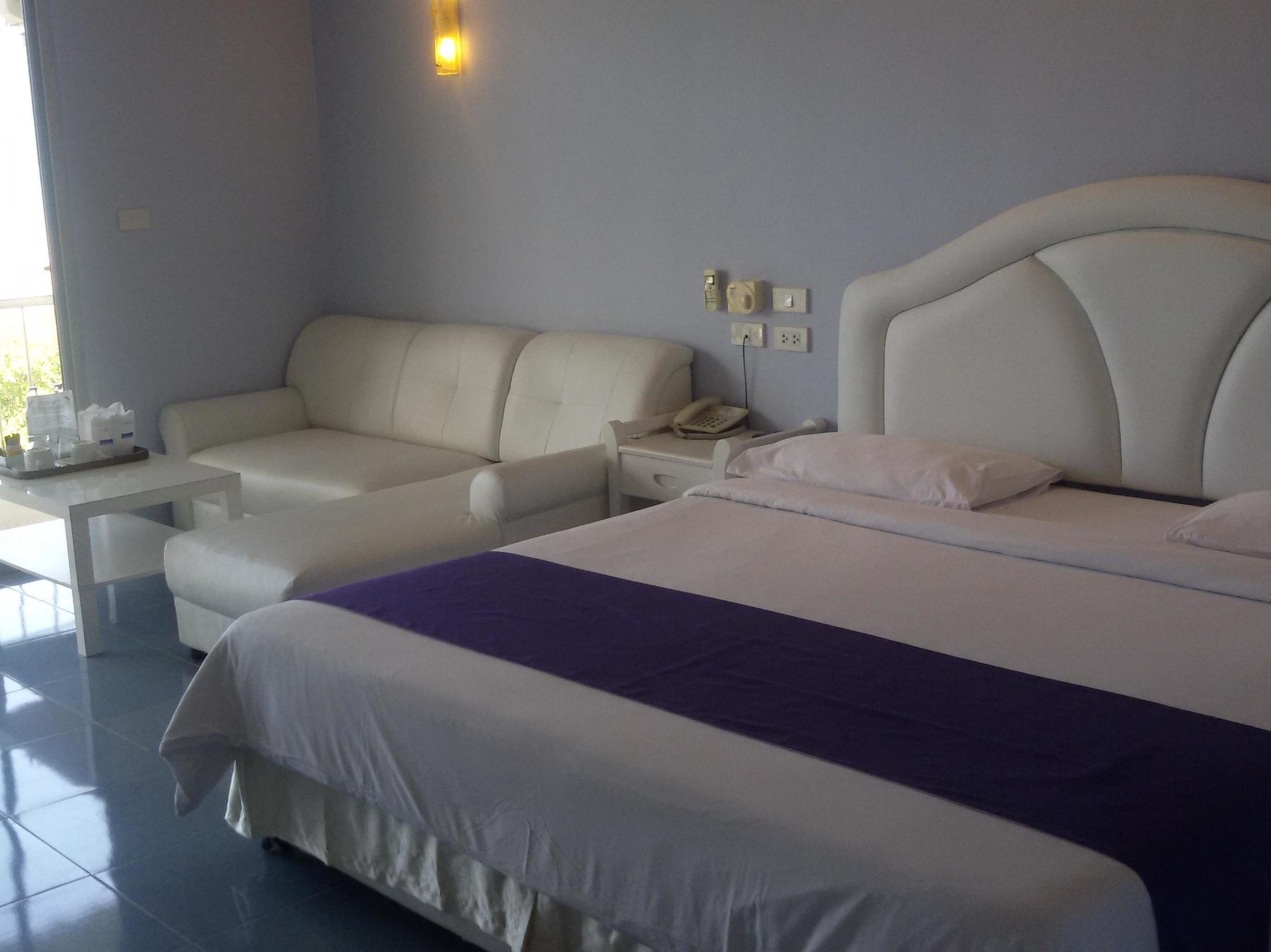 Nomads Beach, Phuket Hotel Chalong