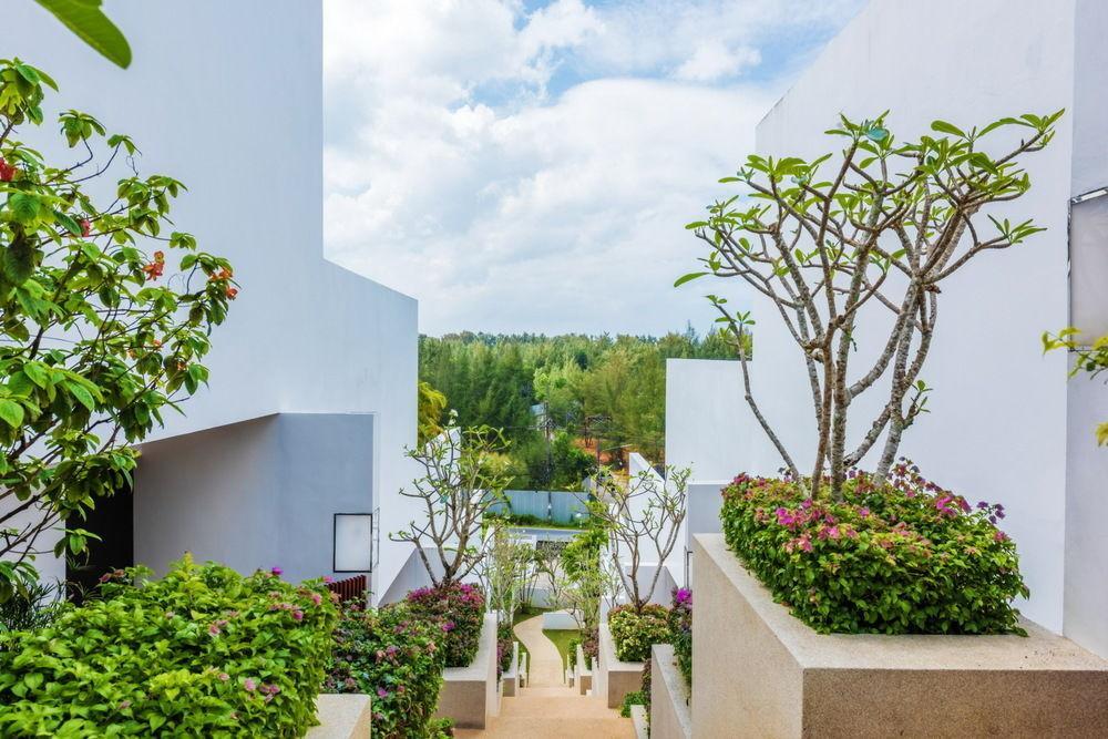 Lotus Gardens B2 Apartment *