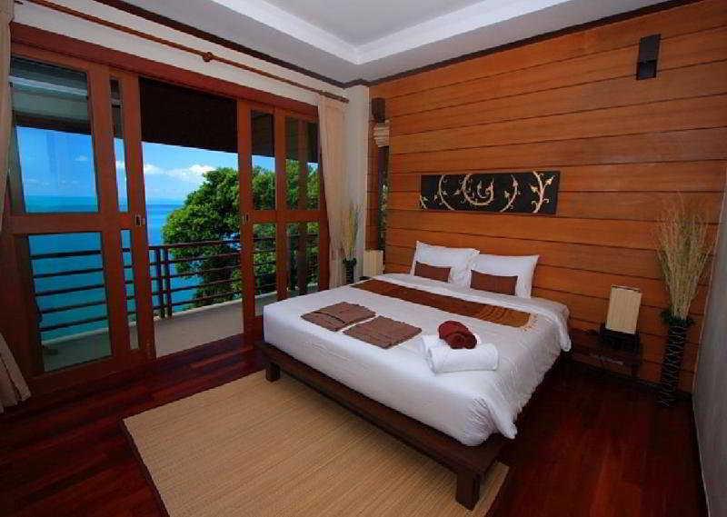 La Moon And Restaurant Hotel