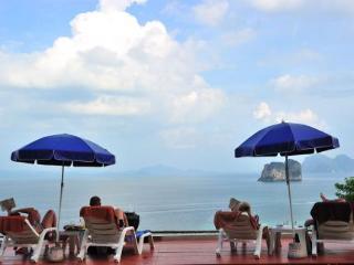 Cliff Resort Koh Ngai