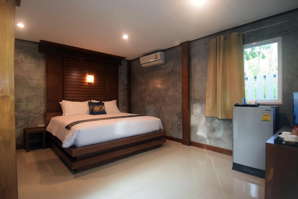 Baanphong Lanta Koh Lanta