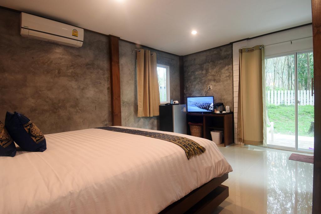 Baanphong Lanta Holiday home