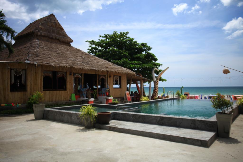 Resort Cha-ba & Art Gallery