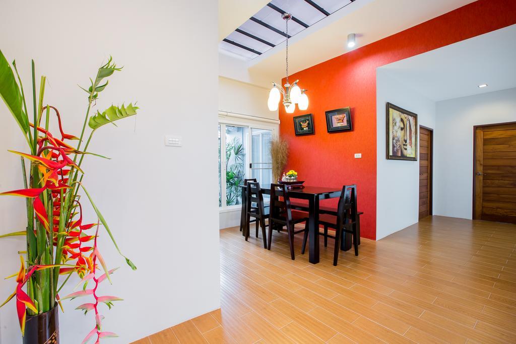 Irawan House Villa *