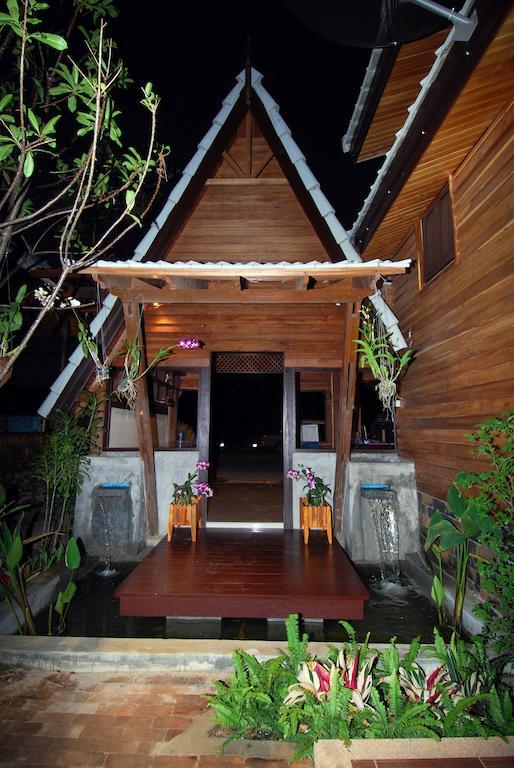 Resort Baan Pakgasri Hideaway