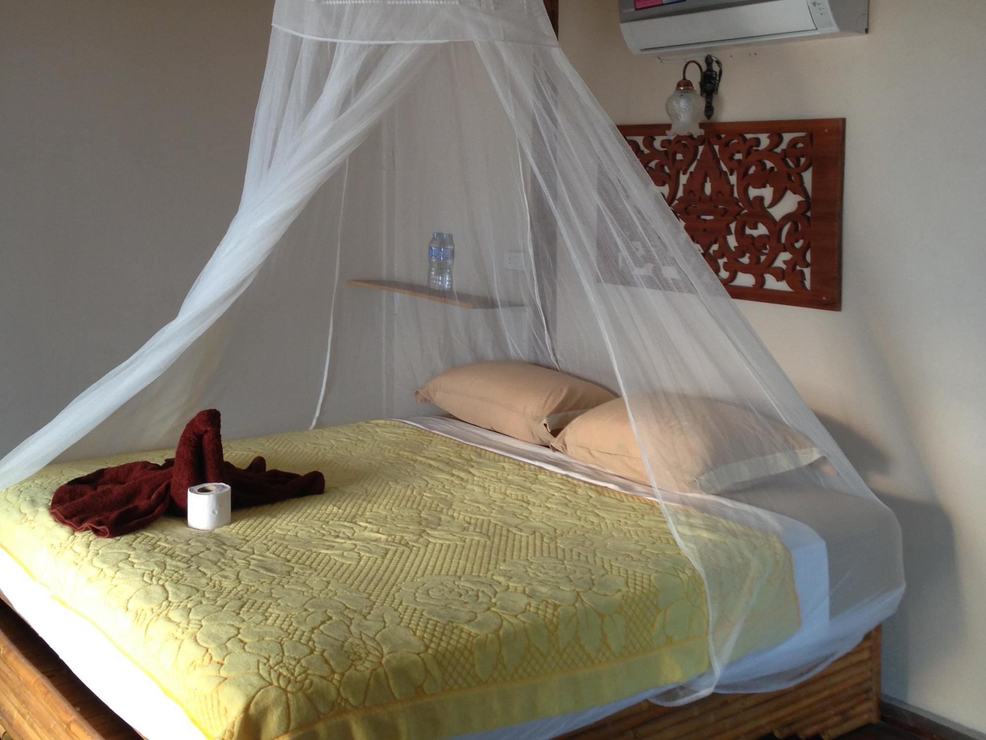Resort Golden Pearl Beach