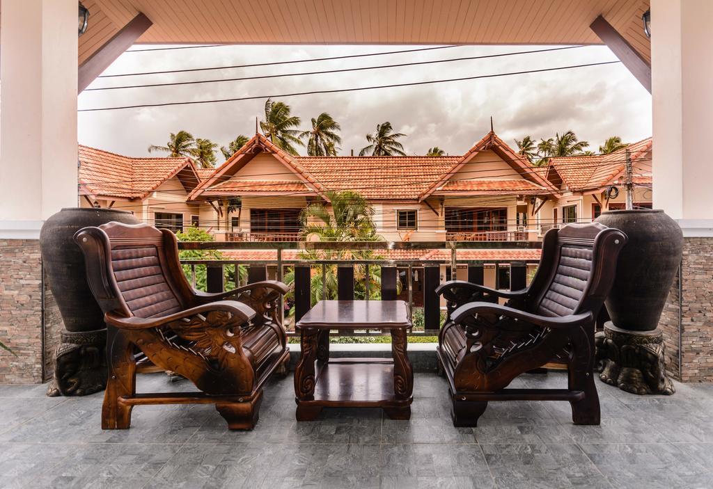 Lana Pool Villa